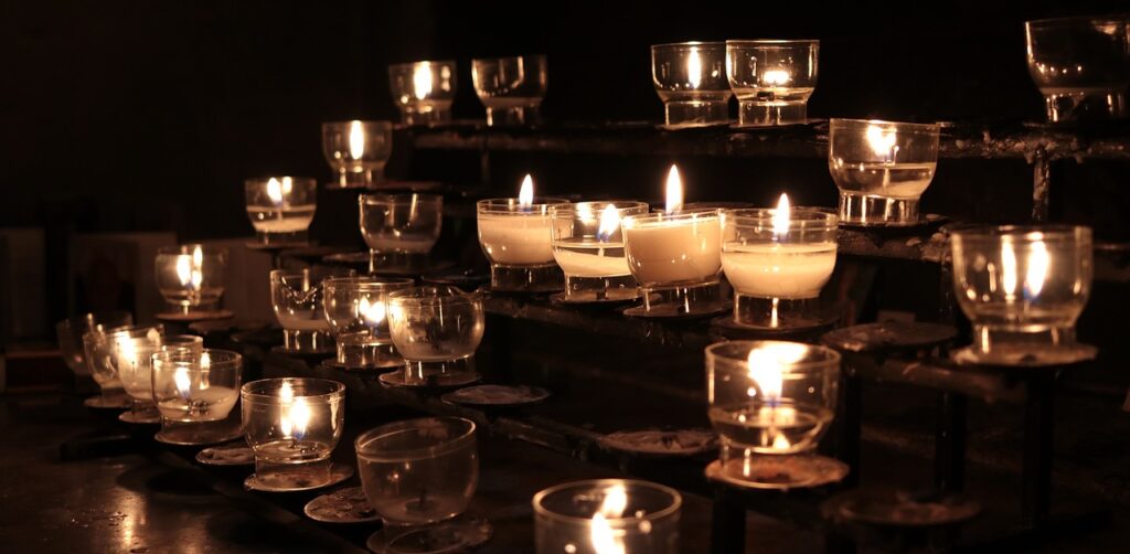 candles, church, light-2628575.jpg